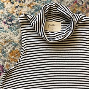 PUELLA flowy, sleeveless turtleneck✨